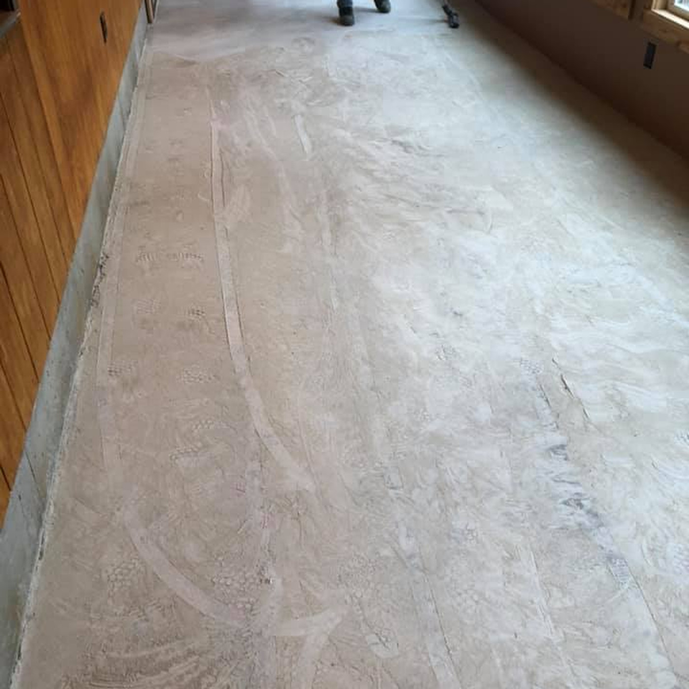 Seamless kitchen epoxy floor